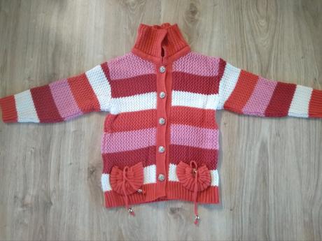 Krásny svetrík, 98