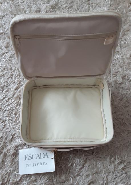 Kozmeticka taska escada, 