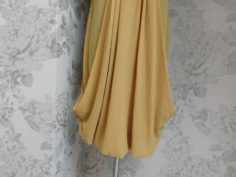 Pekne trendy saty, 36