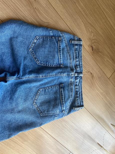 Rifle so stredne vysokým pásom, 38