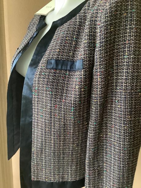 Ktasny kabatik vila, m