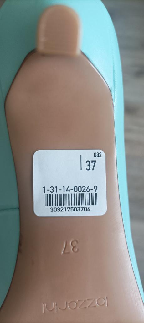 Tyrkysove lodicky, 36 / 37