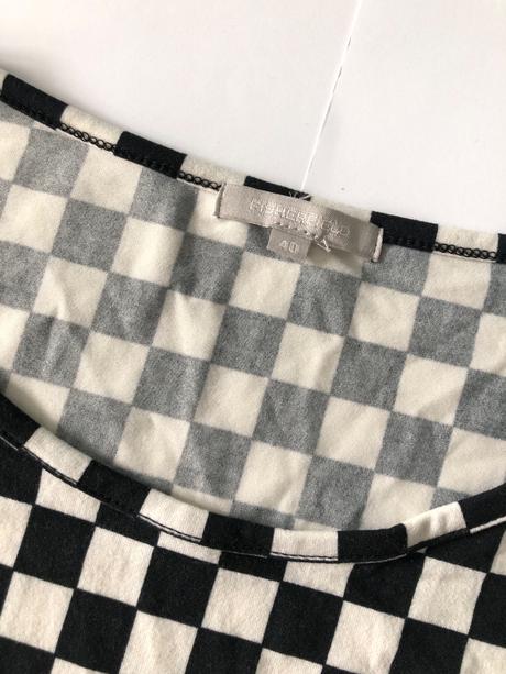 Šachovnicové tričko, 40