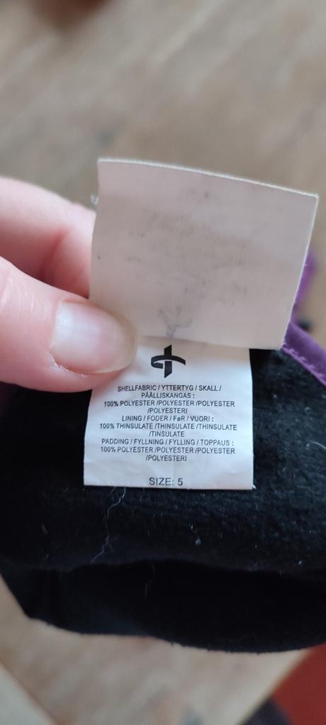 Lyziarske rukavice, 110