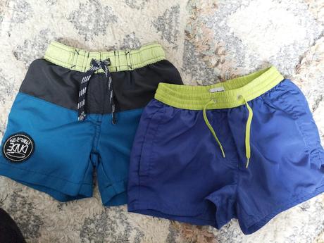 Šortky a plavky, rebel,98