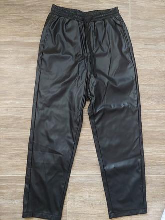 Koženkové nohavice č.36, 36