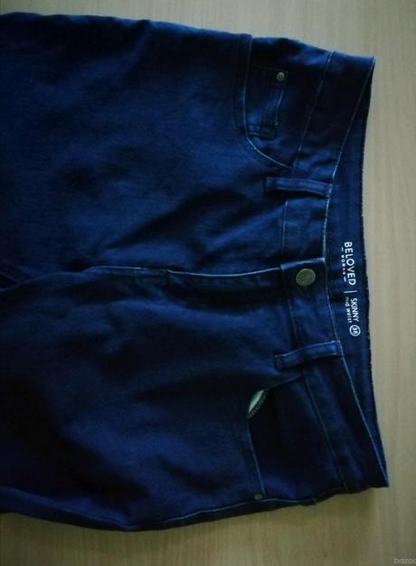 Dámske tmavomodré elastické rifle., 38