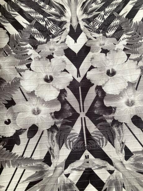 Letné šaty guess, guess,xs