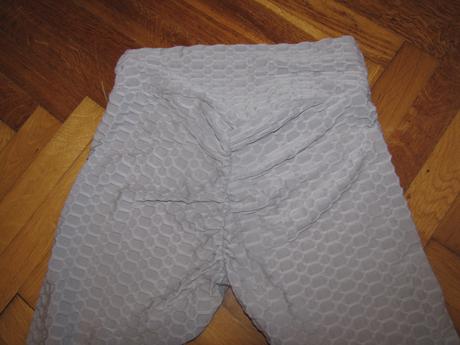 Vrúbkované legíny, s