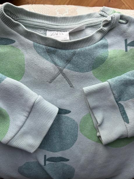 Zara mikina s jablčkami 92, zara,92