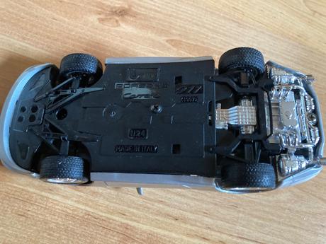 Porsche carrera- 1/24,