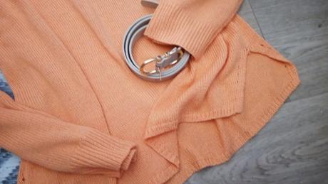 Lindex ležérny broskyňový pulóver s/m, lindex,m