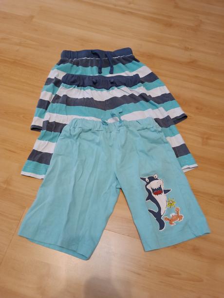Krátke nohavice, bonprix,104