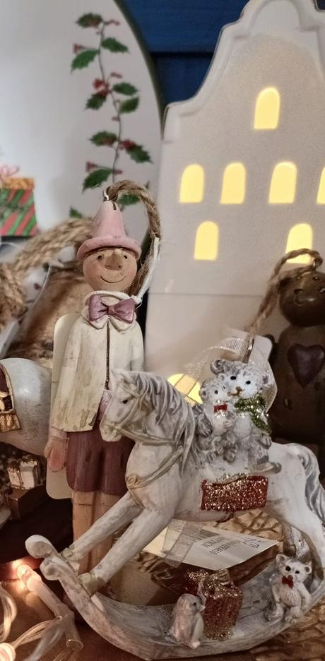 Závesný pinokio ( pinocchio ),