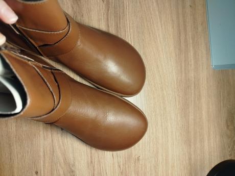 Shapen barefoot členkové čižmy divine brown, 40