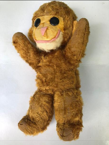 Starozitna opica cca 34 cm,