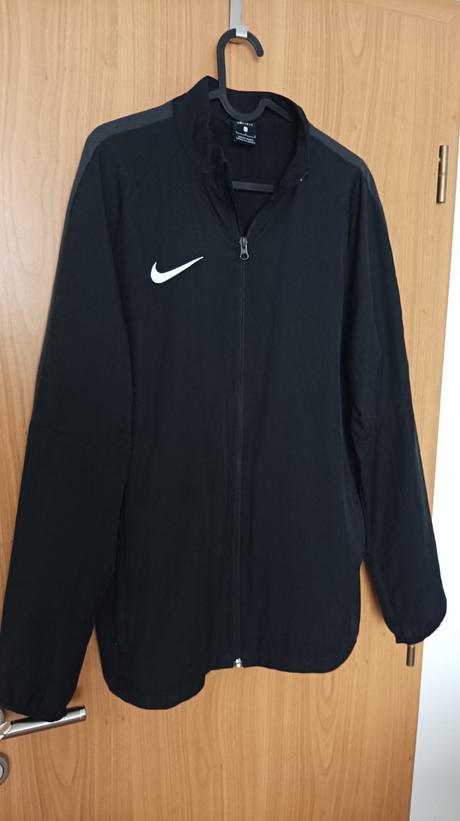 Športová bunda nike l, nike,l