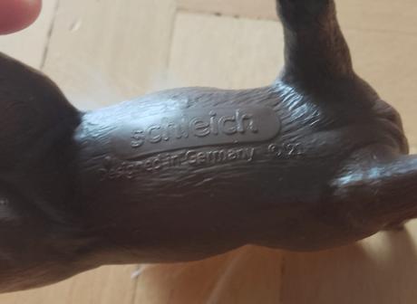 Schleich kobyla s cesacou hrivou,