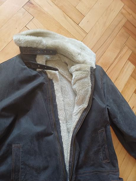 Kožená zateplena bunda, 50