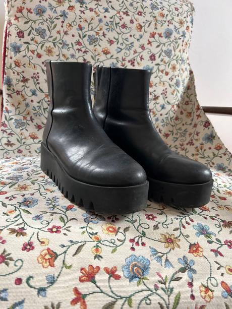 Topánky celokožené na platforme, 38