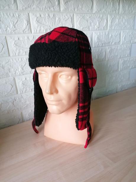 Čiapka / baranica / ušianka, house