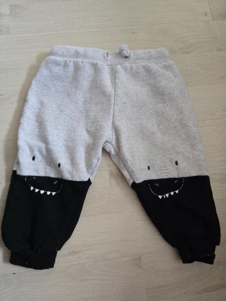 Tepláky č.86, sinsay,86