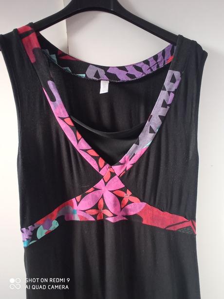 Zaujímavé šaty, xl