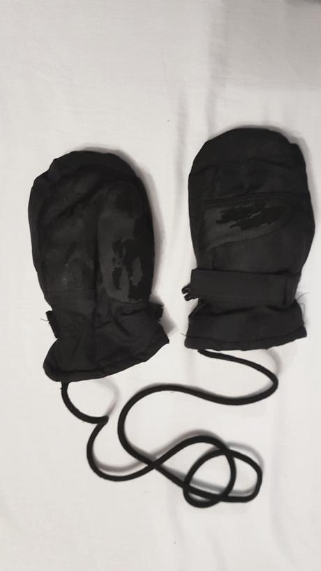 Darujem k nákupu detské rukavice, 34