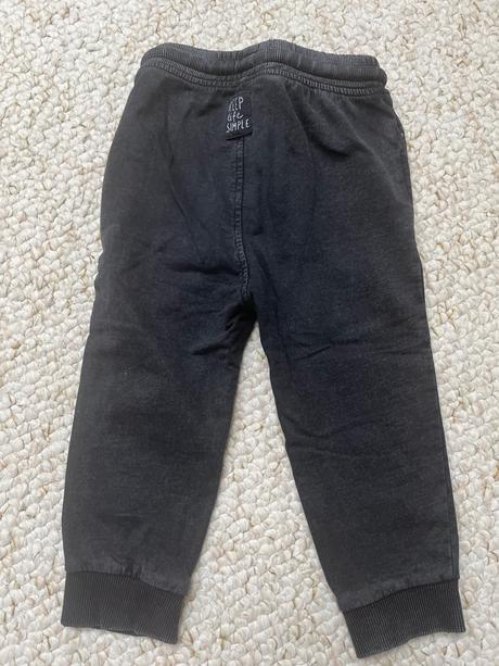 Tepláčky reserved, reserved,92