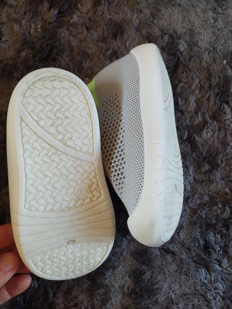 Mäkké papučky, 23