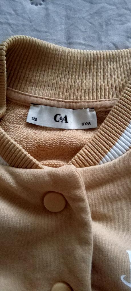 Rozprávková mikinka, c&a,128