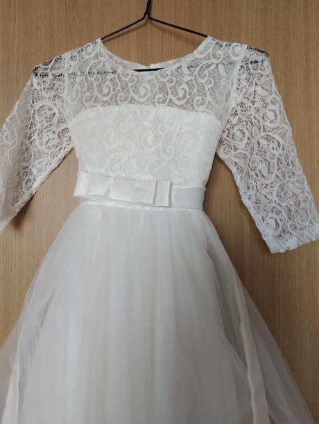 Šaty na 1.sv prijímanie, 134