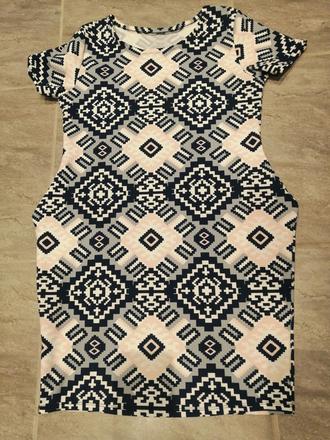 Vzorované zaujímavé šaty vl-m, l