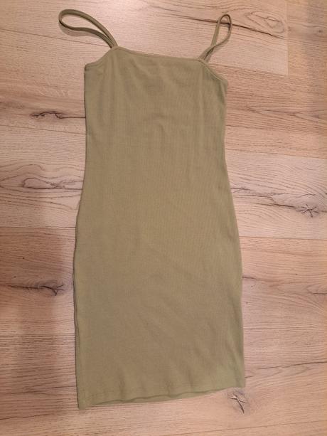 Dievčenské mini šaty na ramienka - s, amisu,s