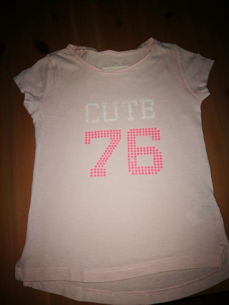 Tricko, reserved,104