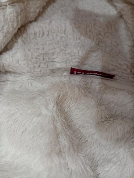 Balík mikiny 1, 122–134