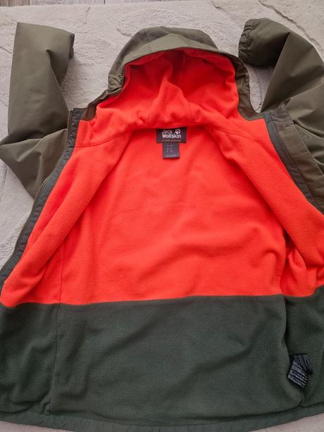 Perfektna univerzalna vetrovka, jack wolfskin,164