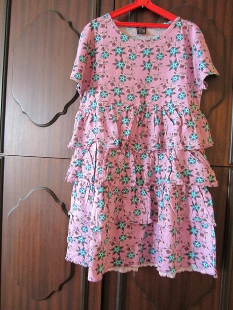 Šatičky--ellos--146/152, 152