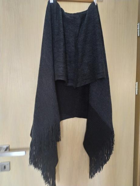 C144ponco  z rolakom, 