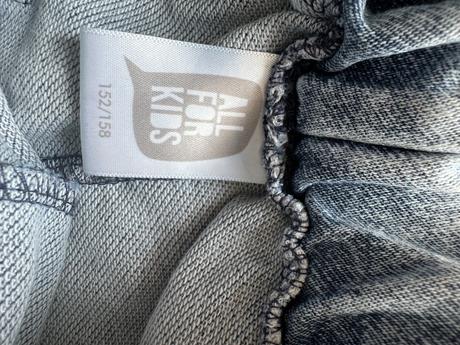 Detske teplakove kratasy, 152