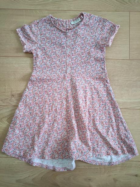 Krásne kvietkované šaty next, veľ.110, next,110