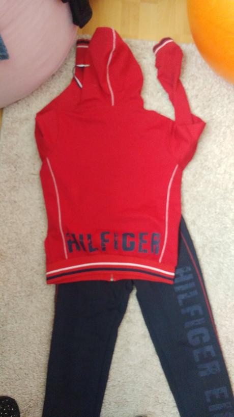 Suprava, tommy hilfiger,xs