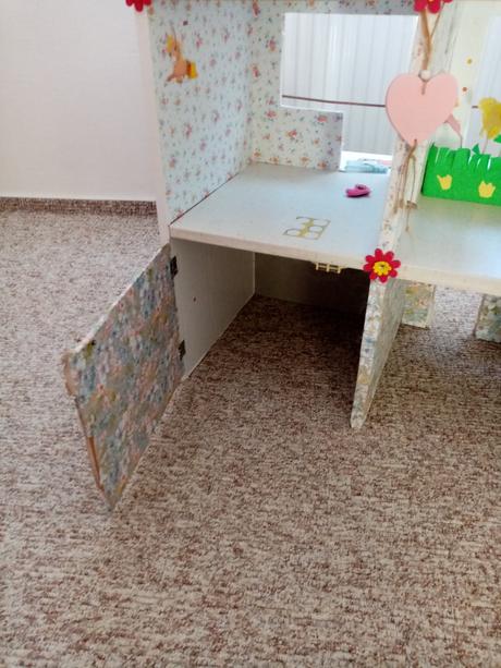 Domček pre bábiky, 