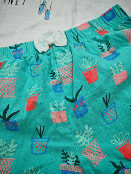 Krásny set - pyžamo alebo domáce oblečenie, reserved,134