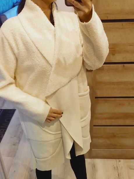 Krasny prechodny kabat, 