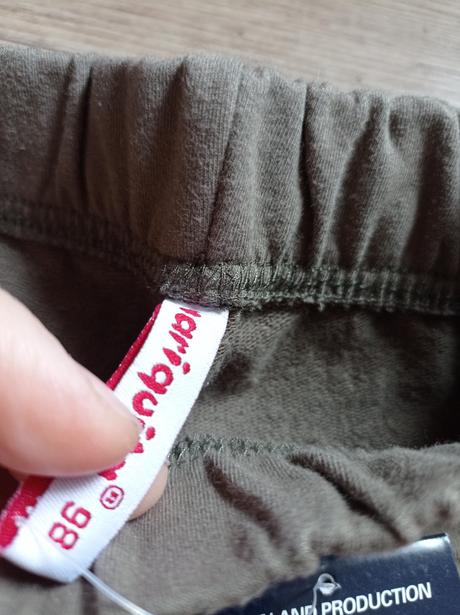 Tepláky, mariquita,98