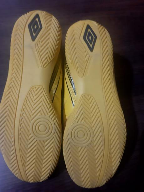 Botasky, umbro,36
