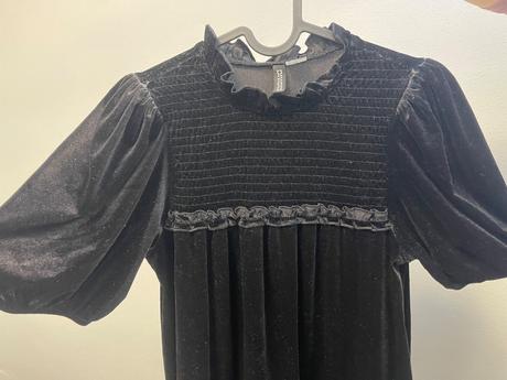 Slavnostne cierne saty, h&m,xs