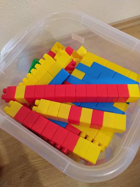 Stavebnica (veľké dieliky),