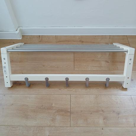 Tjusig vešiak ikea,